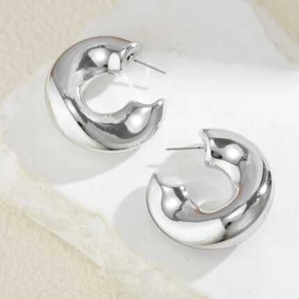 Fashionable C-Shape Chunky Earrings for Women – 18K Plated Stainless Steel Waterproof Statement Jewelry (Platinum)